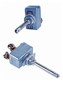 10032 - 35 AMP TOGGLE SWITCH